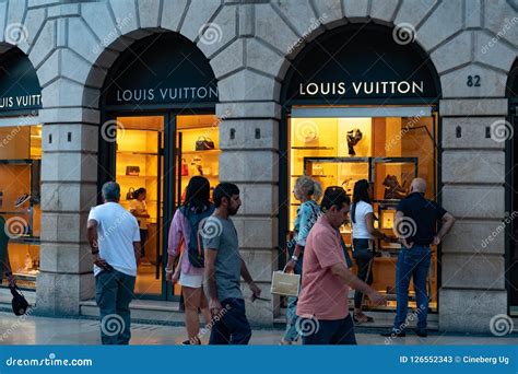 louis vuitton verona facebook|Find Louis Vuitton Stores in Italy .